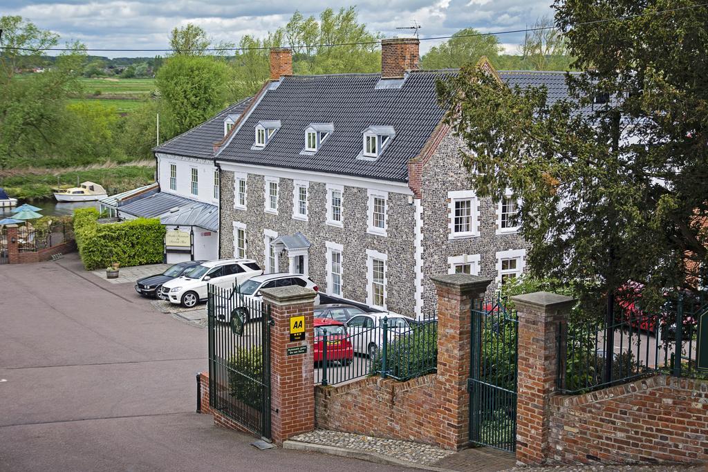 Waveney House Hotel ベックレス エクステリア 写真